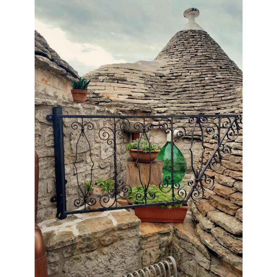 La Rosa Dei Trulli B&B Αλμπερομπέλο Εξωτερικό φωτογραφία